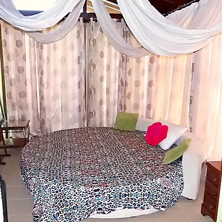 Coral Bay Liana Péjia