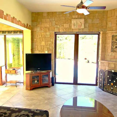 Tatil Evi Coral Bay Liana
