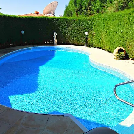Tatil Evi Coral Bay Liana *
